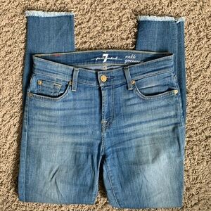 7FAM Gwenevere ankle size 26 raw hem light wash denim blue jeans